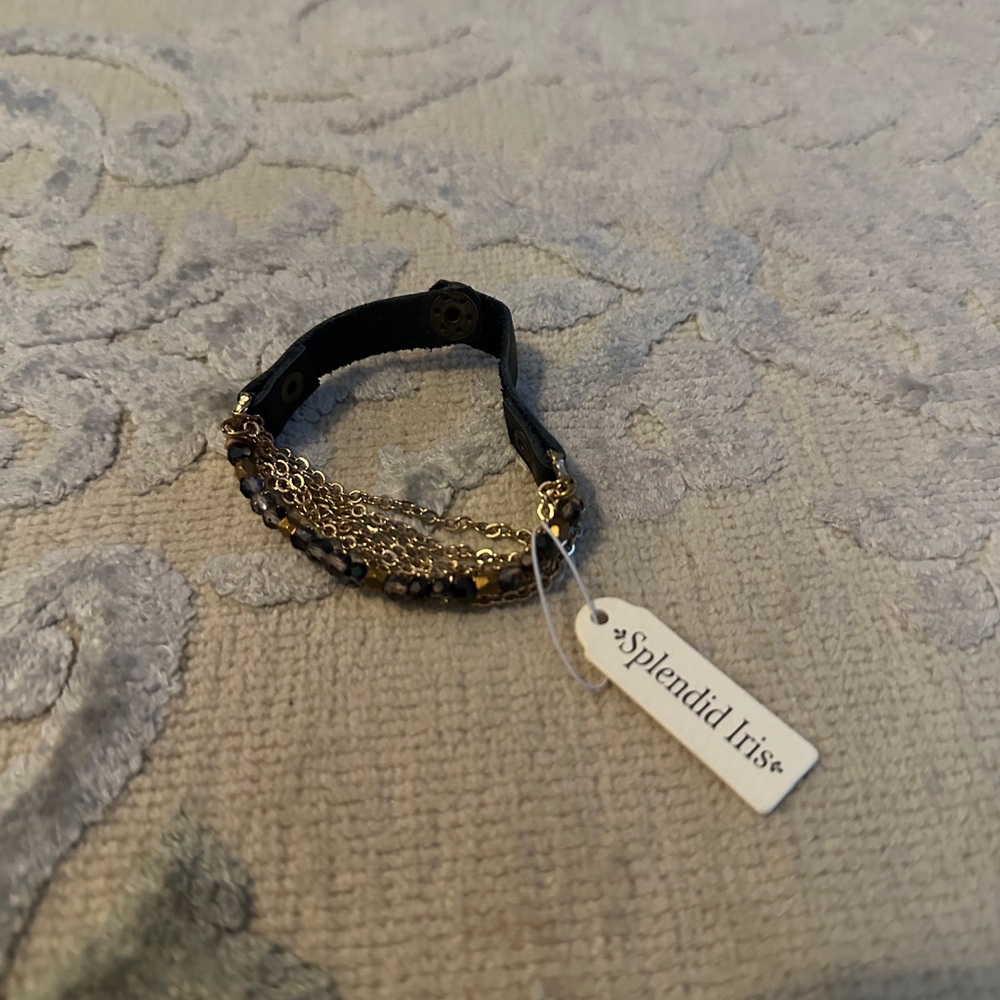 Splendid Iris Black and Gold Bracelet